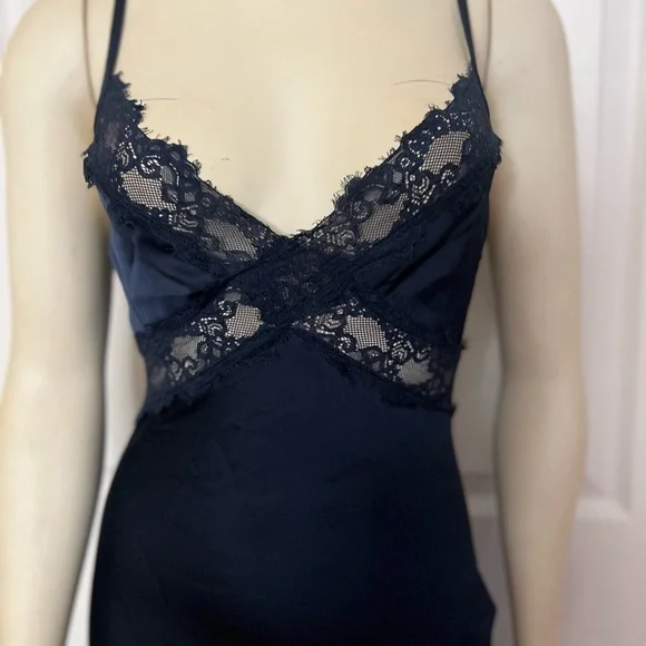 Princess Polly TREASURE BIAS CUT MAXI DRESS NAVY - Picture 14 of 16